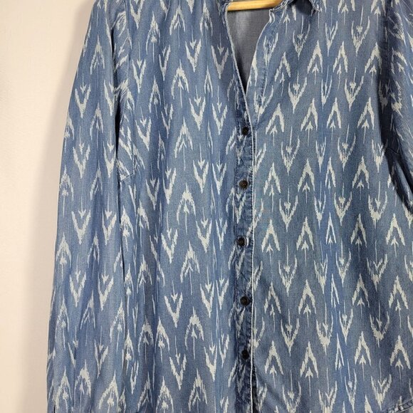 Velvet Heart Women's Chambray Button Down Denim Top With White Pattern Size M - Picture 4 of 13